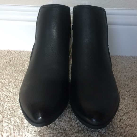 NIB Booties - Picture 3 of 6